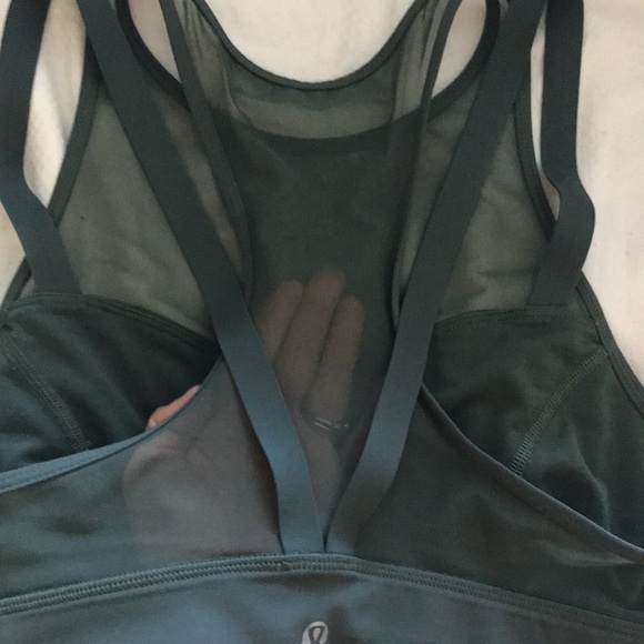 Lululemon Sheer Sports Bra - Size 6 - Picture 3 of 4